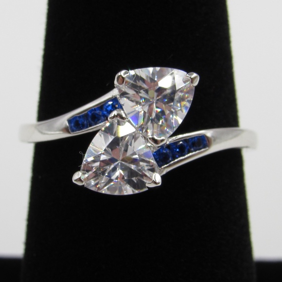 Jewelry - Sterling Silver Clear & Blue CZ Diamond Band Ring